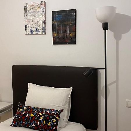 Lc Apartamentos Cesar Augusto 萨拉戈萨 外观 照片