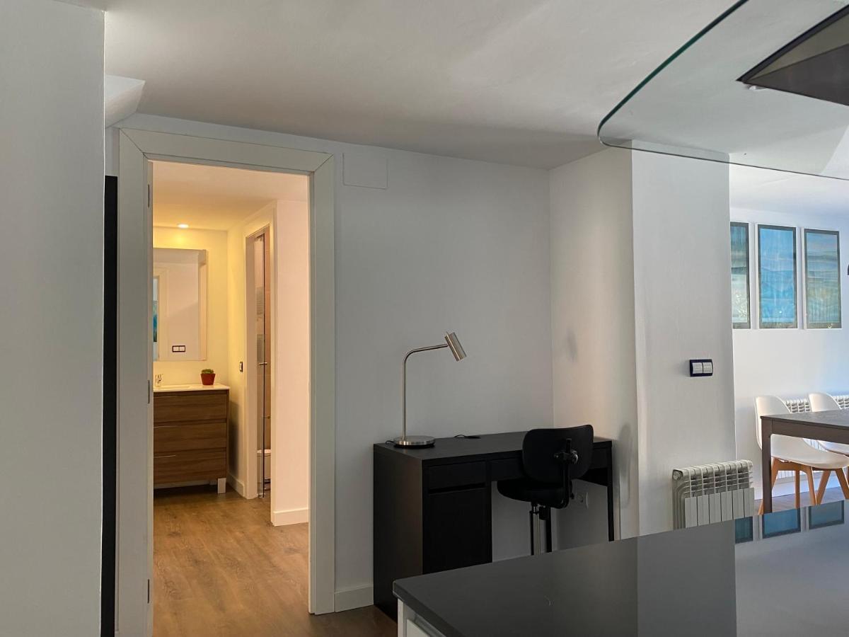 Lc Apartamentos Cesar Augusto 萨拉戈萨 外观 照片