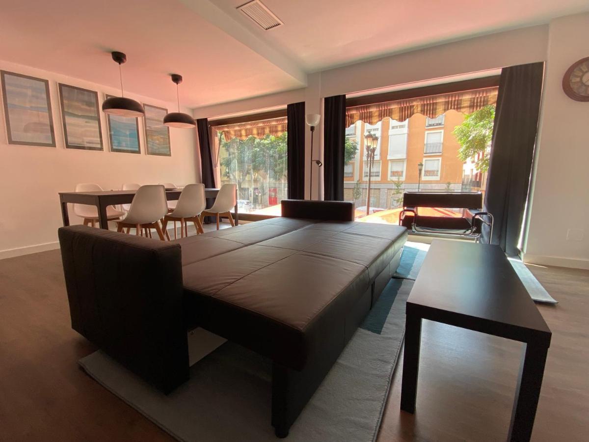 Lc Apartamentos Cesar Augusto 萨拉戈萨 外观 照片