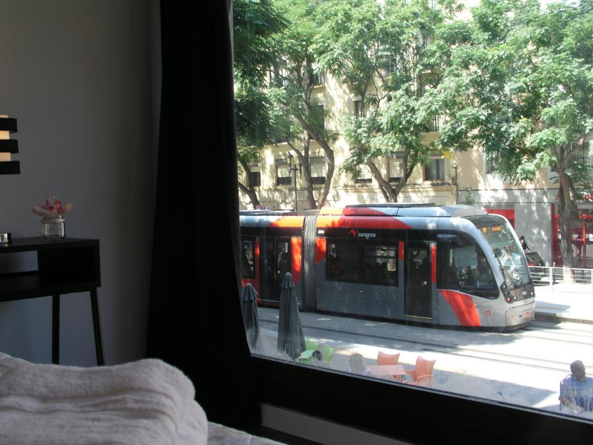 Lc Apartamentos Cesar Augusto 萨拉戈萨 外观 照片